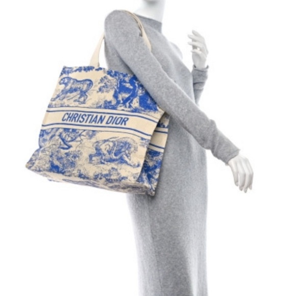 New in bag Christian Dior VIP Dioriviera Raffia Tote in Tan & … - Picture 1 of 9